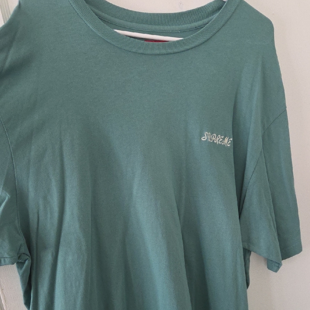 Supreme Tee